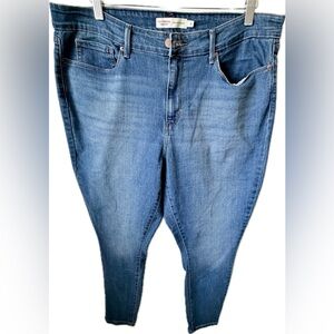 Levi Strauss Signature High Rise Skinny Jeans Size 18 Medium Wash